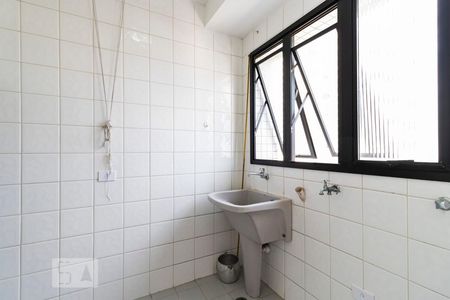 Apartamento para alugar com 65m², 2 quartos e 1 vagaÁrea de serviço