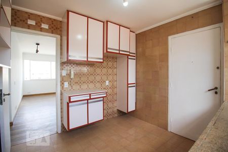 Apartamento à venda com 85m², 2 quartos e 1 vaga Apartamento à venda com 85m², 2 quartos e 1 vagaCozinha