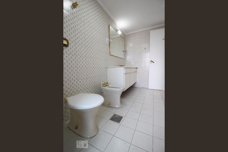 Apartamento à venda com 85m², 2 quartos e 1 vaga Apartamento à venda com 85m², 2 quartos e 1 vagaBanheiro