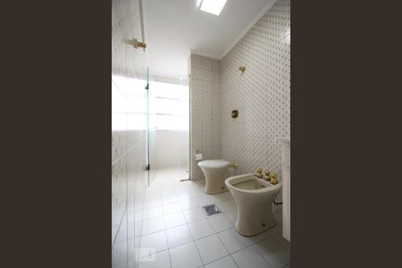 Apartamento à venda com 85m², 2 quartos e 1 vaga Apartamento à venda com 85m², 2 quartos e 1 vagaBanheiro
