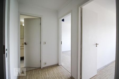 Corredor de apartamento à venda com 2 quartos, 85m² em Vila Olímpia, São Paulo