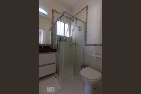 Casa de condomínio para alugar com 130m², 3 quartos e 2 vagas Casa de condomínio para alugar com 130m², 3 quartos e 2 vagasBanheiro - Suite
