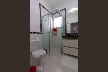 Casa de condomínio para alugar com 130m², 3 quartos e 2 vagas Casa de condomínio para alugar com 130m², 3 quartos e 2 vagasBanheiro 2