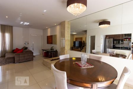 Sala de Jantar de casa de condomínio para alugar com 3 quartos, 130m² em Chácara Canta Galo, Cotia