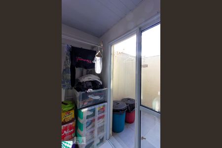 Casa de condomínio para alugar com 130m², 3 quartos e 2 vagas Casa de condomínio para alugar com 130m², 3 quartos e 2 vagasLavanderia