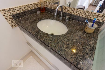 Casa de condomínio para alugar com 130m², 3 quartos e 2 vagas Casa de condomínio para alugar com 130m², 3 quartos e 2 vagasBanheiro - Suite