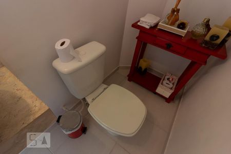 Casa de condomínio para alugar com 130m², 3 quartos e 2 vagas Casa de condomínio para alugar com 130m², 3 quartos e 2 vagasLavabo