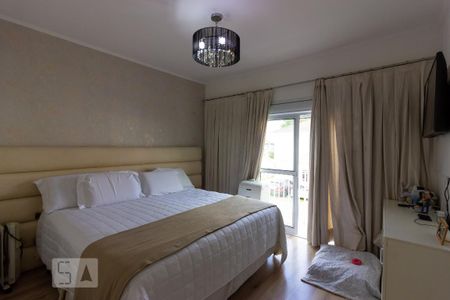 Casa de condomínio para alugar com 130m², 3 quartos e 2 vagas Casa de condomínio para alugar com 130m², 3 quartos e 2 vagasSuite