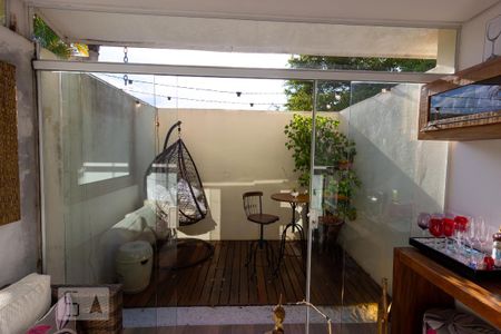 Casa de condomínio para alugar com 130m², 3 quartos e 2 vagas Casa de condomínio para alugar com 130m², 3 quartos e 2 vagasVista - Varanda da Sala