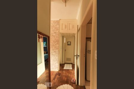 Apartamento à venda com 62m², 2 quartos e sem vaga Apartamento à venda com 62m², 2 quartos e sem vagaCorredor