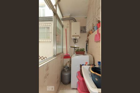 Apartamento à venda com 62m², 2 quartos e sem vaga Apartamento à venda com 62m², 2 quartos e sem vagaÁrea de serviço