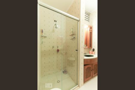 Apartamento à venda com 62m², 2 quartos e sem vaga Apartamento à venda com 62m², 2 quartos e sem vagaBanheiro