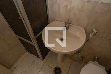 Apartamento à venda com 66m², 2 quartos e 2 vagasDetalhe Banheiro