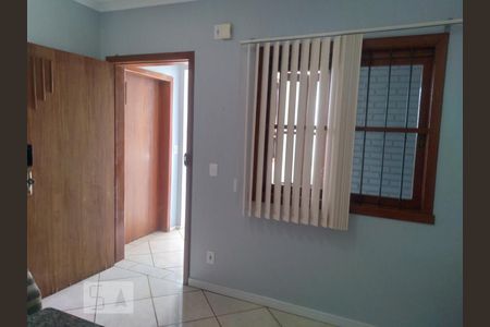 Sala e cozinha de apartamento para alugar com 1 quarto, 34m² em São José, Canoas