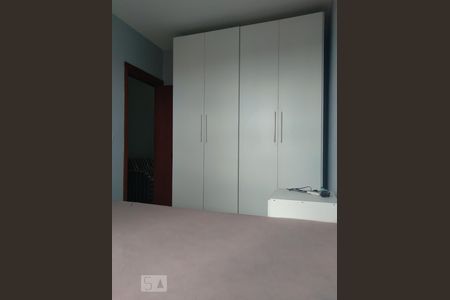 Quarto de apartamento para alugar com 1 quarto, 34m² em São José, Canoas