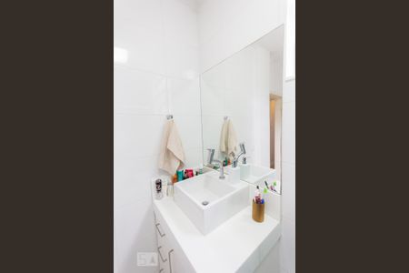 Apartamento à venda com 60m², 2 quartos e sem vagaBanheiro