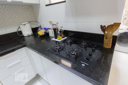 Apartamento à venda com 60m², 2 quartos e sem vagaCozinha