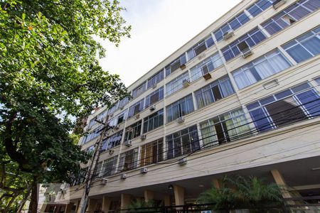 Apartamento à venda com 45m², 2 quartos e 1 vagaFachada