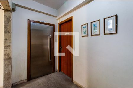 Apartamento para alugar com 200m², 2 quartos e 2 vagasHall de entrada