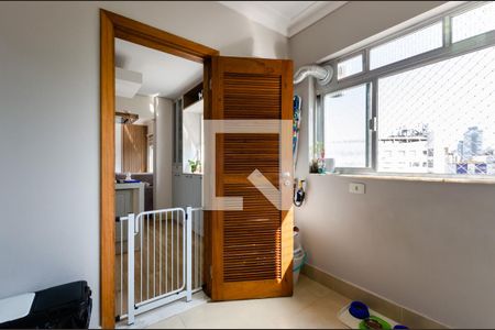 Apartamento para alugar com 200m², 2 quartos e 2 vagasÁrea de serviço
