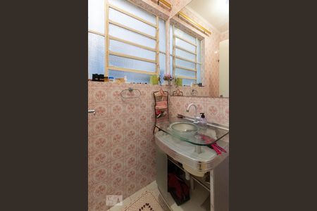 Lavabo de apartamento à venda com 3 quartos, 90m² em Menino Deus, Porto Alegre