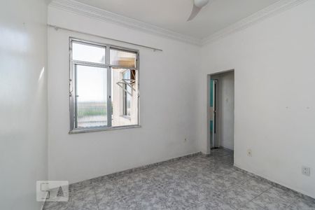 Sala de apartamento para alugar com 1 quarto, 33m² em Ramos, Rio de Janeiro
