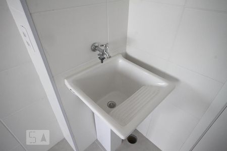 Tanque de apartamento à venda com 2 quartos, 35m² em Parque Fongaro, São Paulo