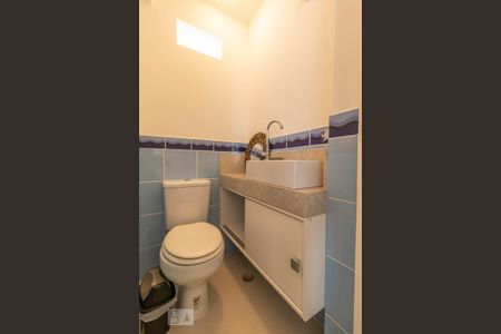 Apartamento para alugar com 85m², 3 quartos e sem vaga Apartamento para alugar com 85m², 3 quartos e sem vagaBanheiro