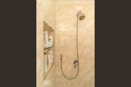 Apartamento para alugar com 85m², 3 quartos e sem vaga Apartamento para alugar com 85m², 3 quartos e sem vagaBanheiro social
