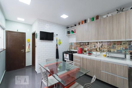 Apartamento para alugar com 144m², 3 quartos e sem vagaCozinha