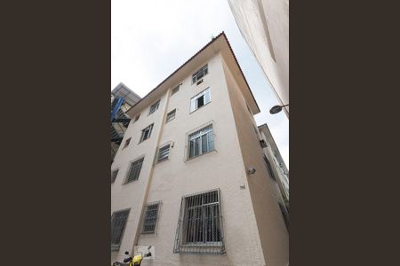Apartamento para alugar com 144m², 3 quartos e sem vagaFachada