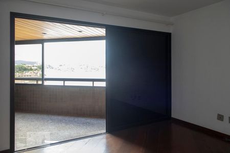 Apartamento à venda com 155m², 4 quartos e 4 vagasQUARTO 1