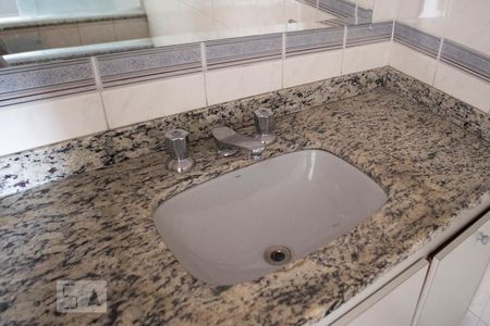 Apartamento à venda com 155m², 4 quartos e 4 vagasBANHEIRO SUITE