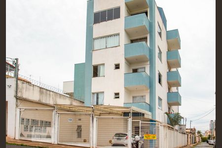 Apartamento para alugar com 40m², 1 quarto e 1 vagaFachada
