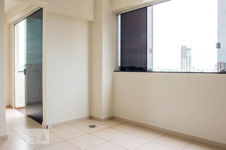 Sala/Quarto de apartamento para alugar com 1 quarto, 40m² em Centro, Uberlândia