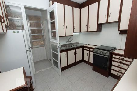 Apartamento à venda com 97m², 3 quartos e sem vagaCozinha