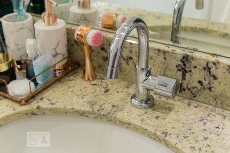 Apartamento para alugar com 63m², 2 quartos e 1 vagaBanheiro da suíte - Torneira