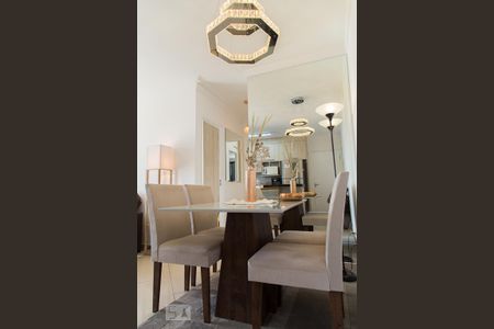 Sala de apartamento para alugar com 2 quartos, 63m² em Vila Alexandria, São Paulo