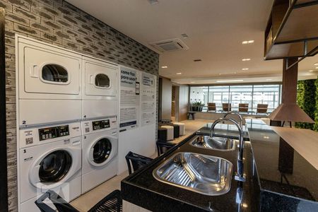 Apartamento à venda com 80m², 1 quarto e 1 vaga Apartamento à venda com 80m², 1 quarto e 1 vagaÁrea comum do prédio