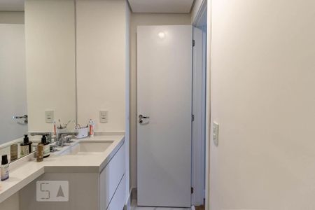 Apartamento à venda com 80m², 1 quarto e 1 vaga Apartamento à venda com 80m², 1 quarto e 1 vagaBanheiro