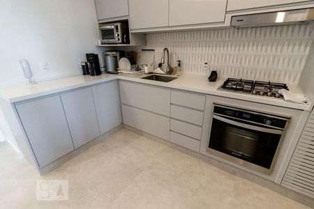 Apartamento à venda com 80m², 1 quarto e 1 vaga Apartamento à venda com 80m², 1 quarto e 1 vagaCozinha