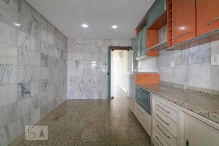 Apartamento para alugar com 150m², 3 quartos e 2 vagasCozinha
