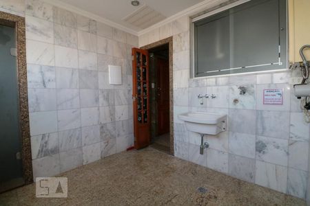 Apartamento para alugar com 150m², 3 quartos e 2 vagasÁrea de serviço