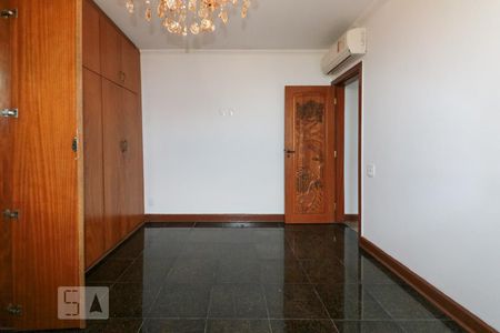 Apartamento para alugar com 150m², 3 quartos e 2 vagasSuíte 2