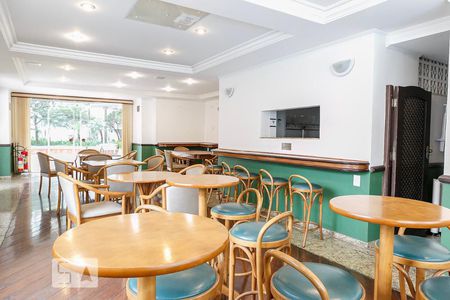 Apartamento para alugar com 150m², 3 quartos e 2 vagasÁrea comum - Salão de festas