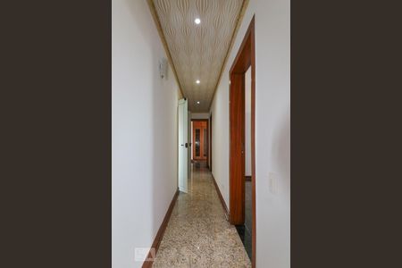 Apartamento para alugar com 150m², 3 quartos e 2 vagasCorredor