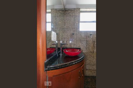 Apartamento para alugar com 150m², 3 quartos e 2 vagasSuíte 2