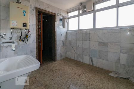 Apartamento para alugar com 150m², 3 quartos e 2 vagasÁrea de serviço