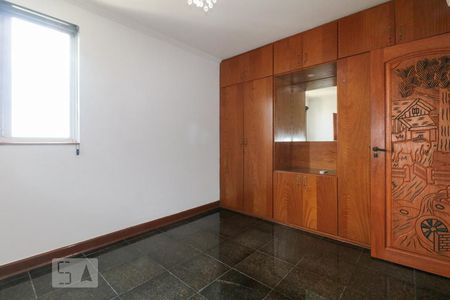Apartamento para alugar com 150m², 3 quartos e 2 vagasSuíte 1