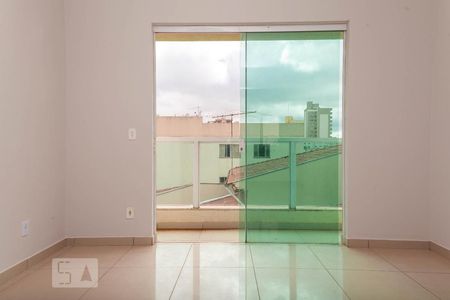 Sala de apartamento para alugar com 2 quartos, 61m² em Tabajaras, Uberlândia